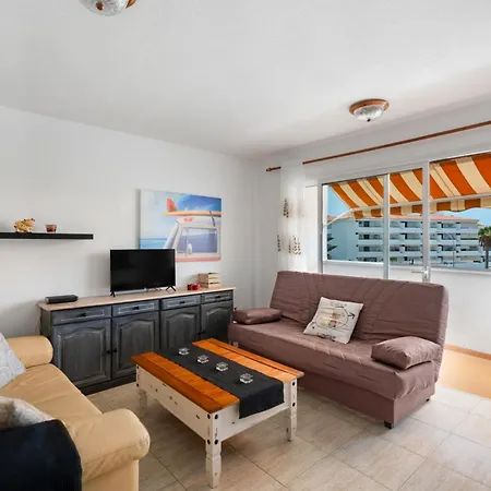 Cristianos Apartment